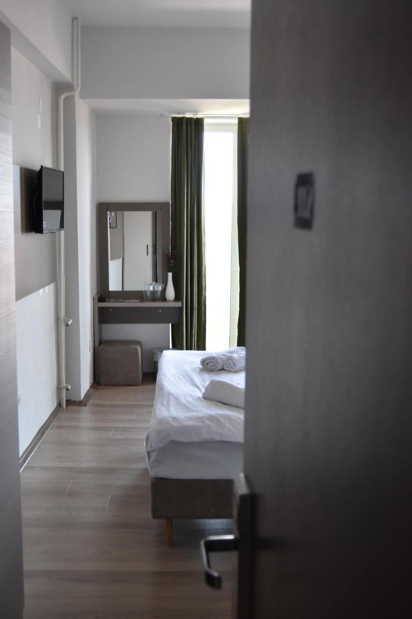 Hotel Montana Palace Kruševo Esterno foto