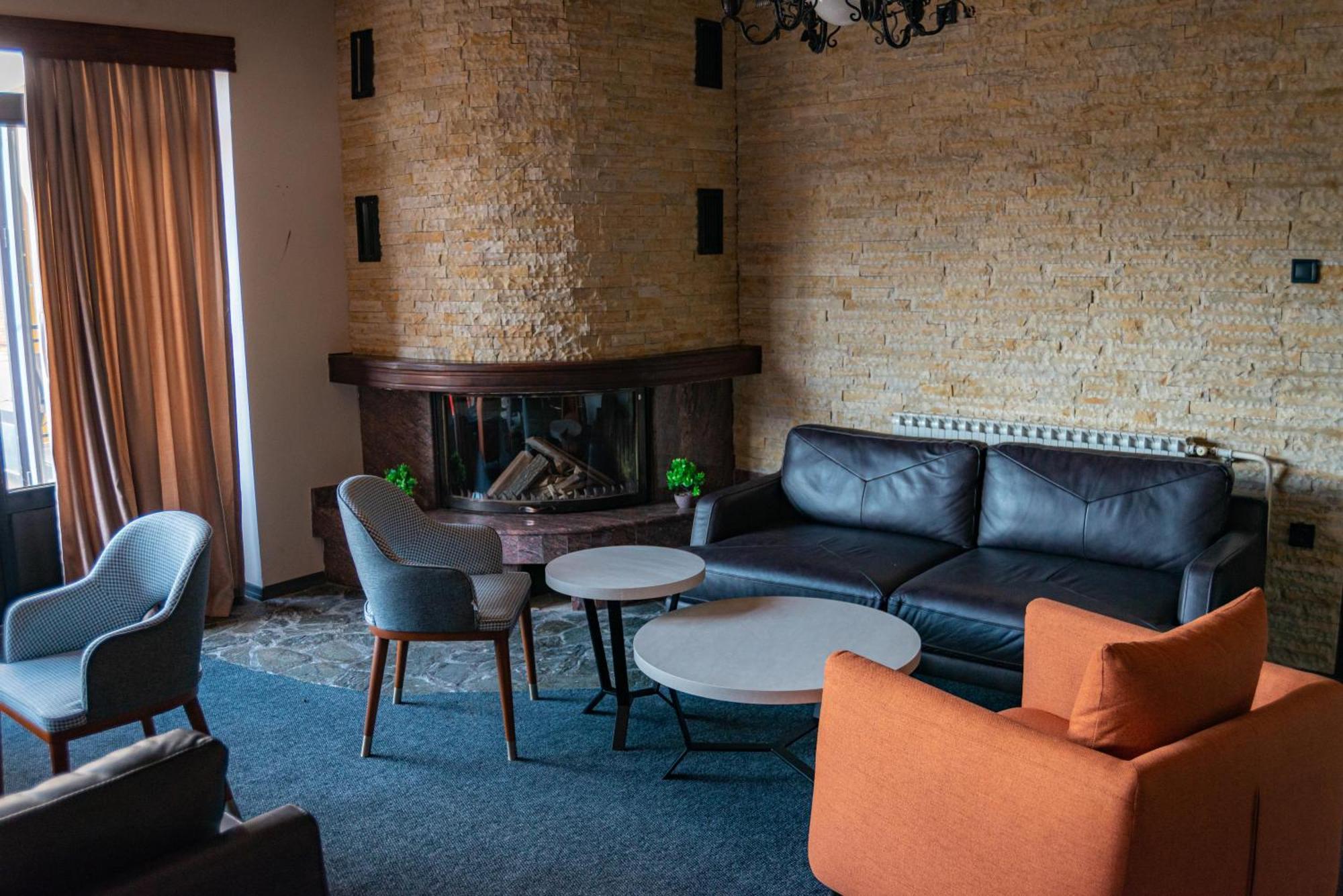 Hotel Montana Palace Kruševo Esterno foto