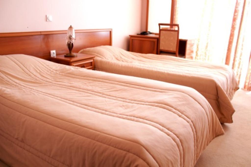 Hotel Montana Palace Kruševo Esterno foto