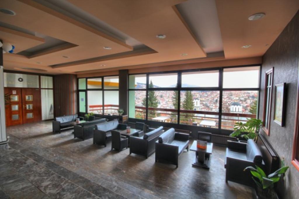Hotel Montana Palace Kruševo Esterno foto